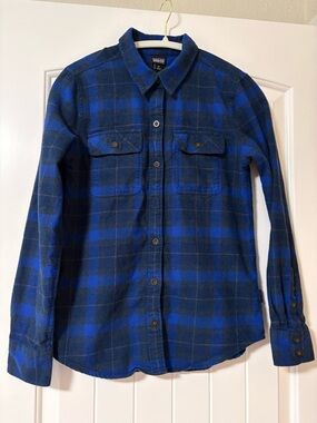 Patagonia Blue and Black Plaid Flannel Shirt